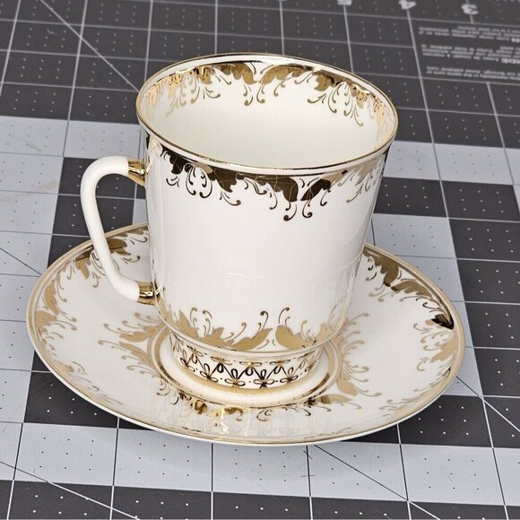 VTG Lomonosov White Heavily Gold Gilded porcelain coffee/tea Cup Saucer Set - Picture 3 of 9
